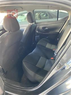 نيسان سنترا